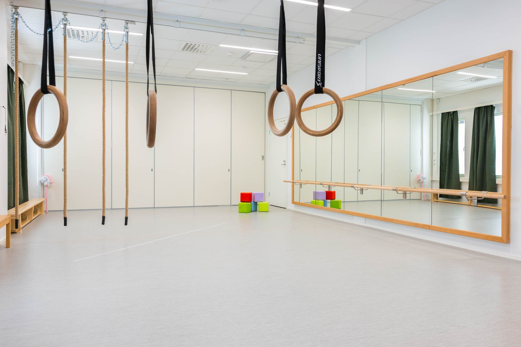 002_ADAPTEO_KIELON_PAIVAKOTI_INSPIROIVA_CREATIVE_WEB_20260410