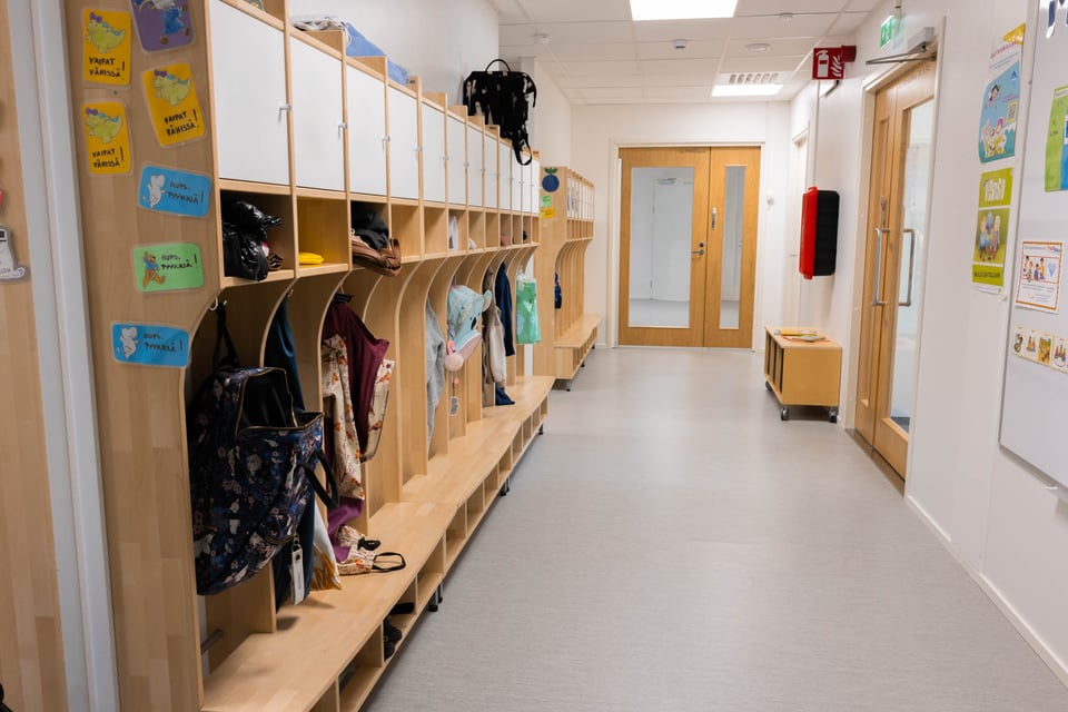 008_ADAPTEO_KIELON_PAIVAKOTI_INSPIROIVA_CREATIVE_WEB_20260410